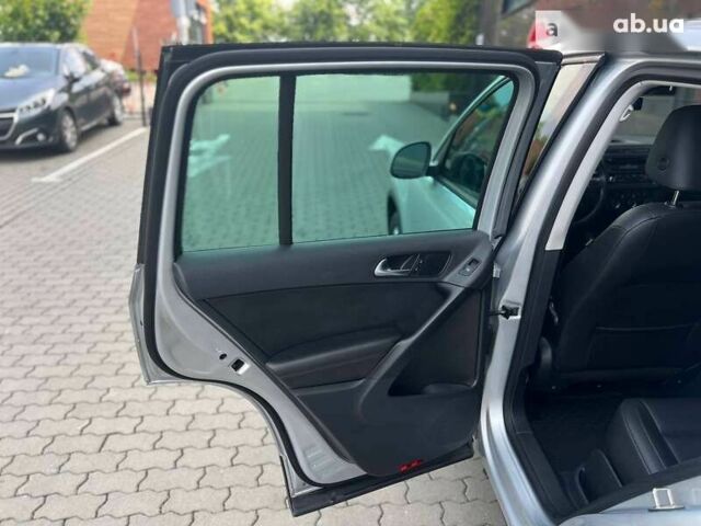 Фольксваген Тигуан, объемом двигателя 2 л и пробегом 135 тыс. км за 12500 $, фото 14 на Automoto.ua