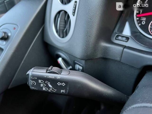 Фольксваген Тигуан, объемом двигателя 2 л и пробегом 120 тыс. км за 15900 $, фото 14 на Automoto.ua