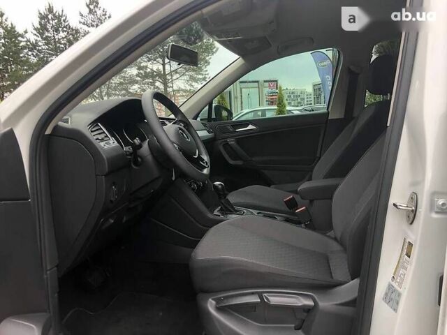 Фольксваген Тигуан, объемом двигателя 0 л и пробегом 37 тыс. км за 22999 $, фото 27 на Automoto.ua