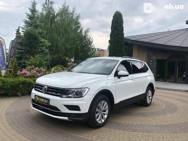 Фольксваген Тигуан, объемом двигателя 0 л и пробегом 37 тыс. км за 22999 $, фото 4 на Automoto.ua