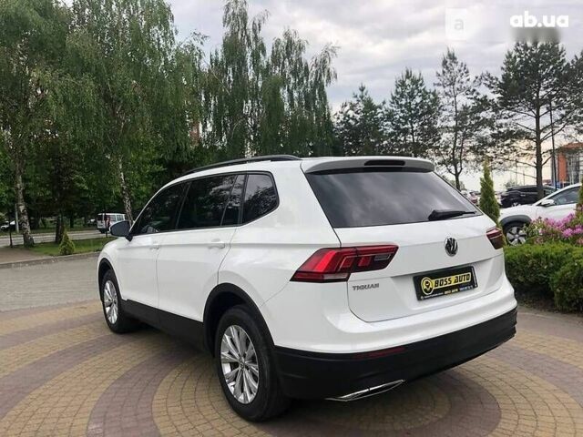 Фольксваген Тигуан, объемом двигателя 0 л и пробегом 37 тыс. км за 22999 $, фото 11 на Automoto.ua