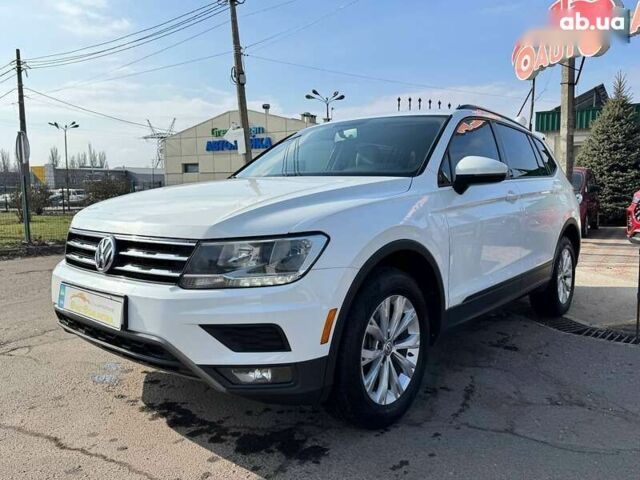 Фольксваген Тигуан, объемом двигателя 2 л и пробегом 299 тыс. км за 13499 $, фото 3 на Automoto.ua