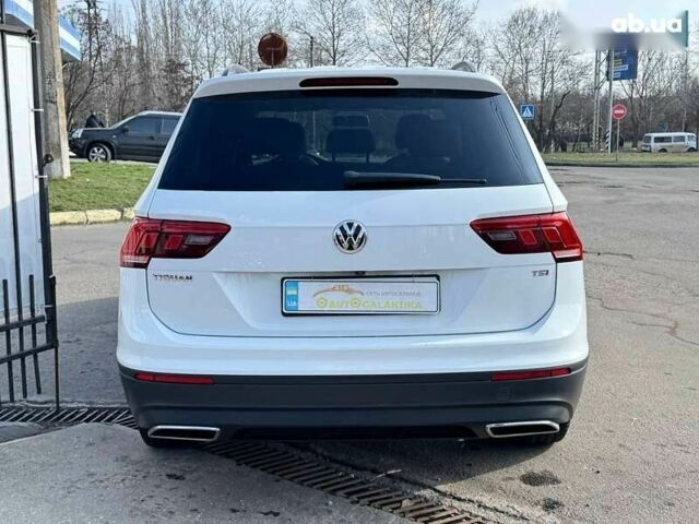 Фольксваген Тигуан, объемом двигателя 2 л и пробегом 299 тыс. км за 13499 $, фото 8 на Automoto.ua