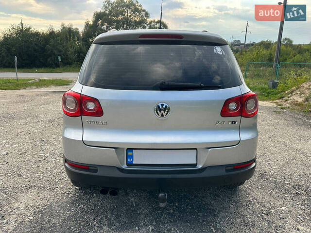 Фольксваген Тигуан, объемом двигателя 2 л и пробегом 262 тыс. км за 9800 $, фото 4 на Automoto.ua