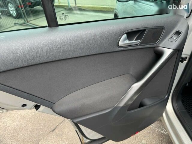 Фольксваген Тігуан, об'ємом двигуна 2 л та пробігом 145 тис. км за 9790 $, фото 27 на Automoto.ua