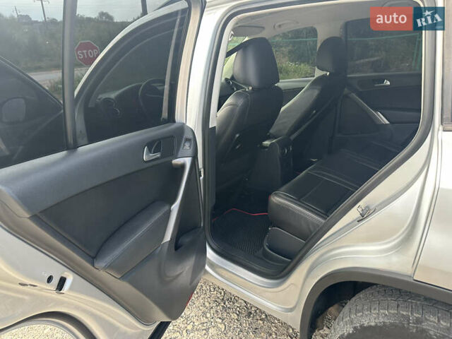 Фольксваген Тигуан, объемом двигателя 2 л и пробегом 262 тыс. км за 9800 $, фото 11 на Automoto.ua