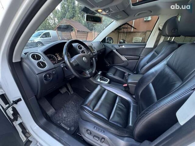 Фольксваген Тігуан, об'ємом двигуна 2 л та пробігом 254 тис. км за 10800 $, фото 1 на Automoto.ua