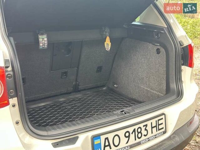 Фольксваген Тигуан, объемом двигателя 2 л и пробегом 230 тыс. км за 11500 $, фото 11 на Automoto.ua