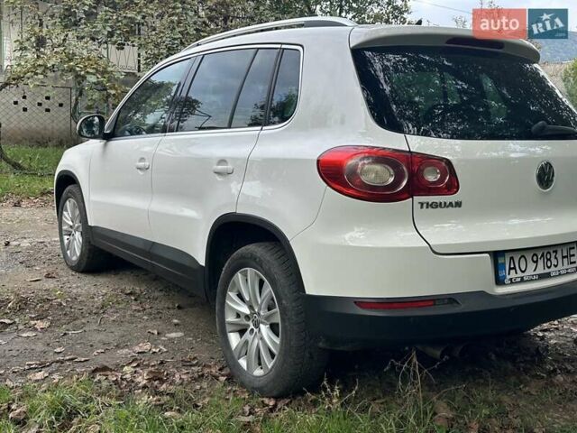 Фольксваген Тигуан, объемом двигателя 2 л и пробегом 230 тыс. км за 11500 $, фото 5 на Automoto.ua