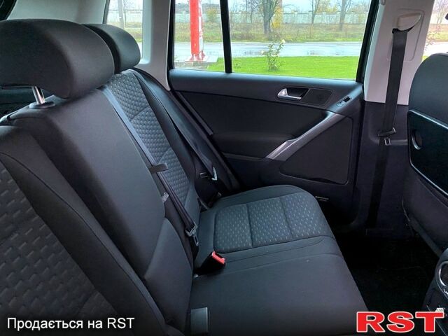 Фольксваген Тигуан, объемом двигателя 1.4 л и пробегом 183 тыс. км за 9300 $, фото 12 на Automoto.ua