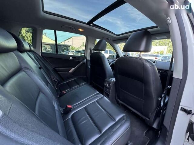 Фольксваген Тігуан, об'ємом двигуна 2 л та пробігом 254 тис. км за 10800 $, фото 26 на Automoto.ua