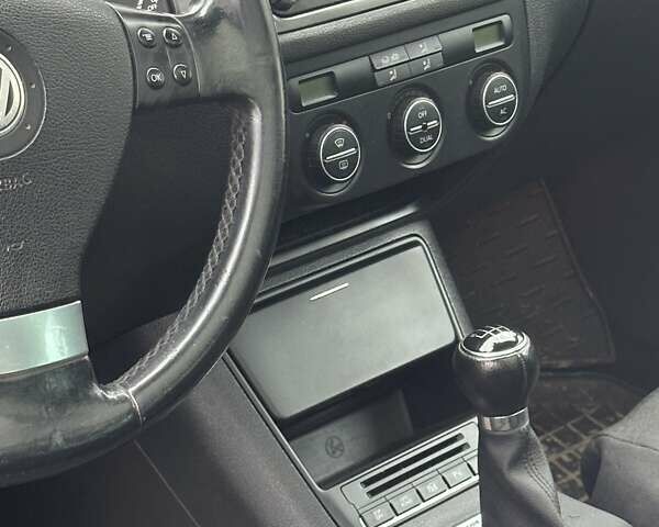 Фольксваген Тигуан, объемом двигателя 2 л и пробегом 230 тыс. км за 11500 $, фото 12 на Automoto.ua