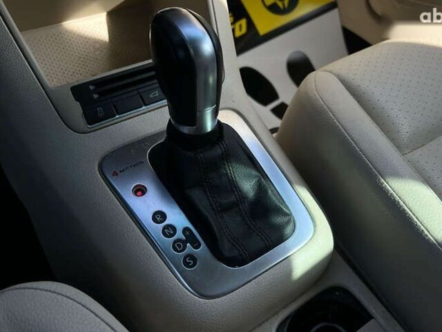 Фольксваген Тигуан, объемом двигателя 2 л и пробегом 145 тыс. км за 12500 $, фото 13 на Automoto.ua