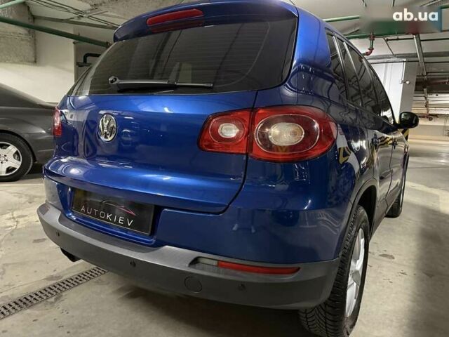 Фольксваген Тигуан, объемом двигателя 2 л и пробегом 252 тыс. км за 8700 $, фото 10 на Automoto.ua