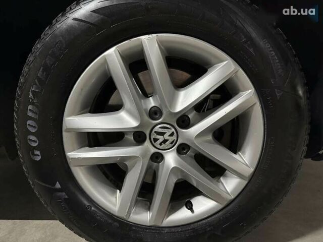 Фольксваген Тигуан, объемом двигателя 2 л и пробегом 252 тыс. км за 8900 $, фото 11 на Automoto.ua