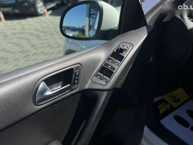 Фольксваген Тигуан, объемом двигателя 2 л и пробегом 221 тыс. км за 12800 $, фото 17 на Automoto.ua