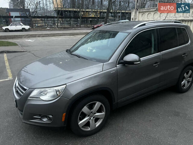 Фольксваген Тігуан, об'ємом двигуна 2 л та пробігом 230 тис. км за 9500 $, фото 5 на Automoto.ua