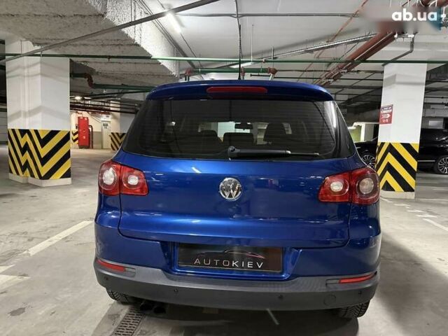 Фольксваген Тигуан, объемом двигателя 2 л и пробегом 252 тыс. км за 8900 $, фото 9 на Automoto.ua