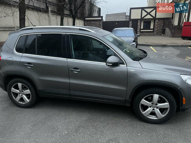 Фольксваген Тігуан, об'ємом двигуна 2 л та пробігом 230 тис. км за 9500 $, фото 2 на Automoto.ua