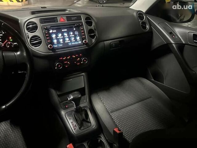 Фольксваген Тигуан, объемом двигателя 2 л и пробегом 252 тыс. км за 8700 $, фото 23 на Automoto.ua