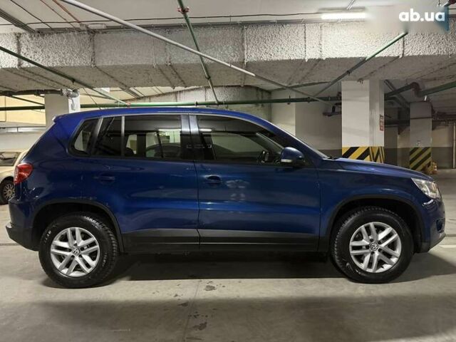 Фольксваген Тигуан, объемом двигателя 2 л и пробегом 252 тыс. км за 8900 $, фото 12 на Automoto.ua