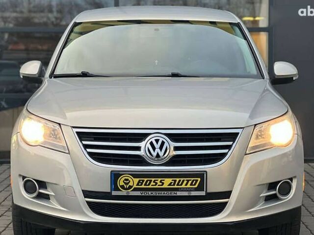 Фольксваген Тигуан, объемом двигателя 2 л и пробегом 278 тыс. км за 10000 $, фото 1 на Automoto.ua