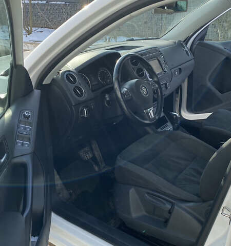Фольксваген Тигуан, объемом двигателя 1.97 л и пробегом 210 тыс. км за 14900 $, фото 6 на Automoto.ua
