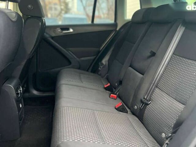 Фольксваген Тигуан, объемом двигателя 2 л и пробегом 278 тыс. км за 10000 $, фото 18 на Automoto.ua