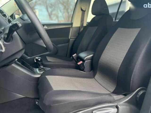 Фольксваген Тигуан, объемом двигателя 2 л и пробегом 278 тыс. км за 10000 $, фото 8 на Automoto.ua