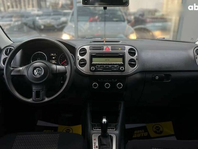 Фольксваген Тигуан, объемом двигателя 2 л и пробегом 278 тыс. км за 10000 $, фото 12 на Automoto.ua