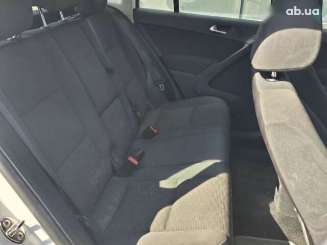 Фольксваген Тигуан, объемом двигателя 2 л и пробегом 124 тыс. км за 9900 $, фото 12 на Automoto.ua