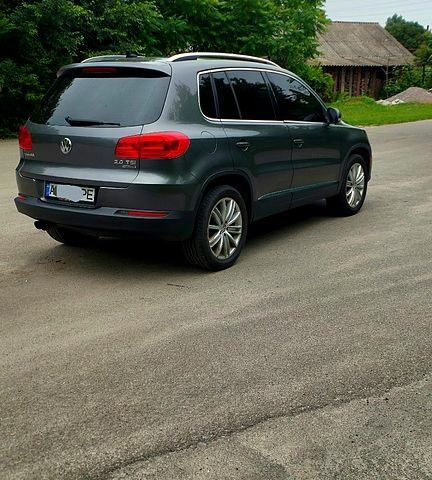 Фольксваген Тігуан, об'ємом двигуна 2 л та пробігом 205 тис. км за 12700 $, фото 6 на Automoto.ua