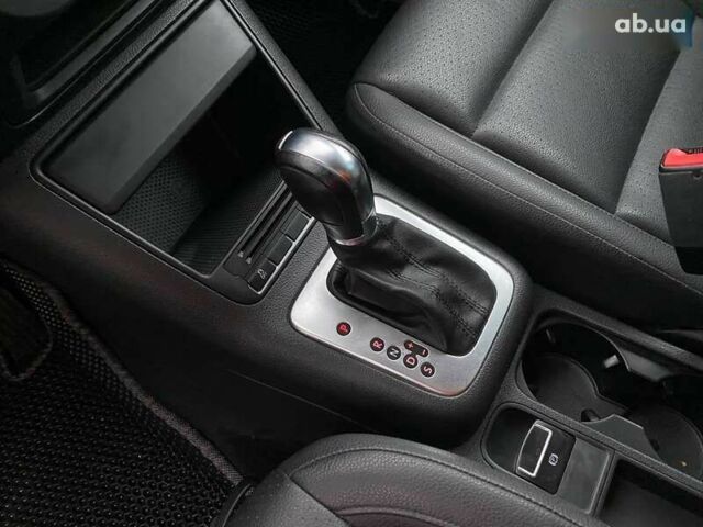 Фольксваген Тигуан, объемом двигателя 2 л и пробегом 179 тыс. км за 9900 $, фото 17 на Automoto.ua