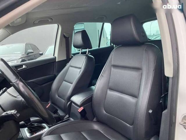 Фольксваген Тигуан, объемом двигателя 2 л и пробегом 179 тыс. км за 9900 $, фото 19 на Automoto.ua