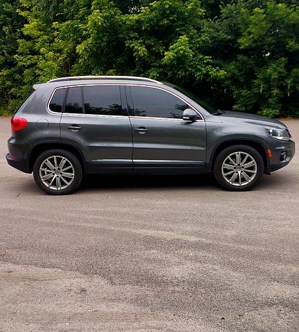 Фольксваген Тігуан, об'ємом двигуна 2 л та пробігом 205 тис. км за 12700 $, фото 7 на Automoto.ua