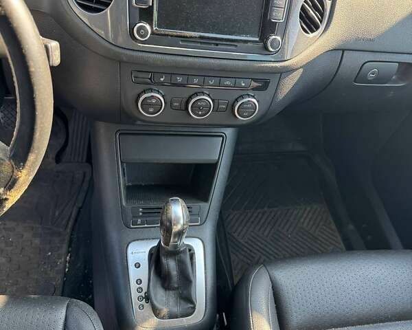 Фольксваген Тигуан, объемом двигателя 2 л и пробегом 202 тыс. км за 9200 $, фото 8 на Automoto.ua