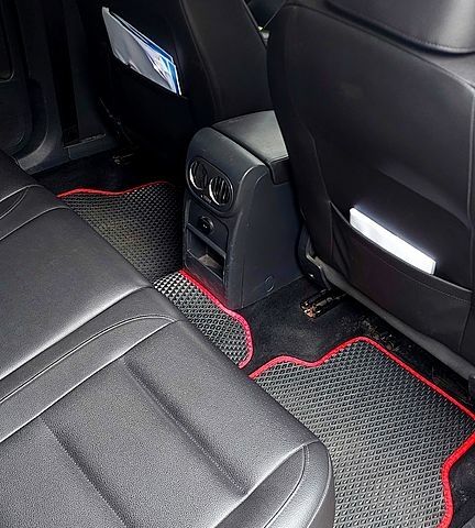 Фольксваген Тігуан, об'ємом двигуна 2 л та пробігом 205 тис. км за 12700 $, фото 13 на Automoto.ua