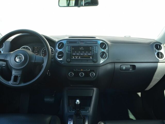 Фольксваген Тігуан, об'ємом двигуна 2 л та пробігом 130 тис. км за 11000 $, фото 13 на Automoto.ua