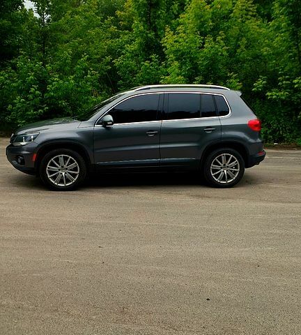 Фольксваген Тігуан, об'ємом двигуна 2 л та пробігом 205 тис. км за 12700 $, фото 3 на Automoto.ua