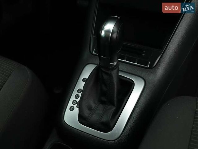 Фольксваген Тігуан, об'ємом двигуна 2 л та пробігом 180 тис. км за 10800 $, фото 13 на Automoto.ua