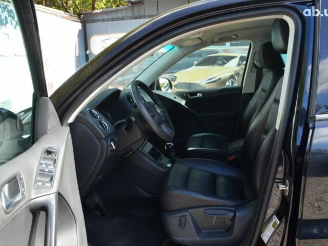 Фольксваген Тігуан, об'ємом двигуна 2 л та пробігом 130 тис. км за 11000 $, фото 11 на Automoto.ua