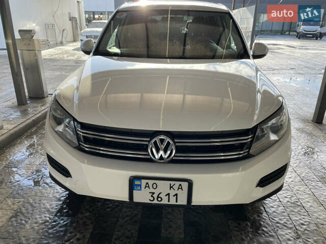 Фольксваген Тигуан, объемом двигателя 1.98 л и пробегом 220 тыс. км за 13500 $, фото 3 на Automoto.ua