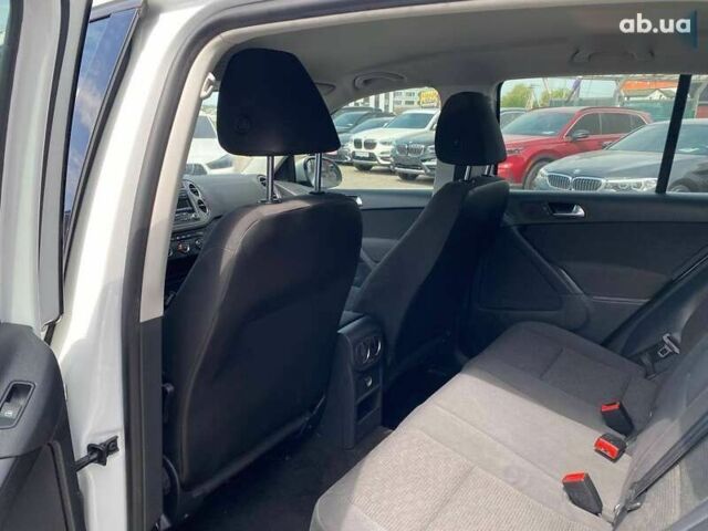 Фольксваген Тігуан, об'ємом двигуна 2 л та пробігом 201 тис. км за 10300 $, фото 17 на Automoto.ua