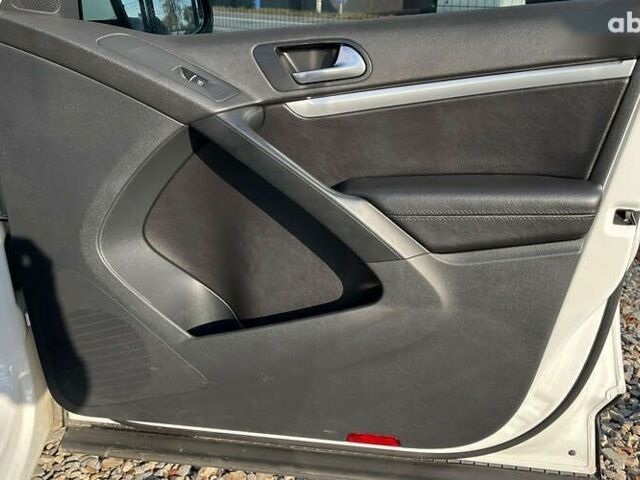 Фольксваген Тігуан, об'ємом двигуна 1.4 л та пробігом 270 тис. км за 13999 $, фото 28 на Automoto.ua