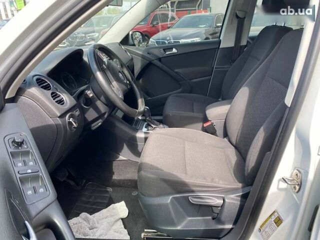 Фольксваген Тігуан, об'ємом двигуна 2 л та пробігом 201 тис. км за 10300 $, фото 14 на Automoto.ua