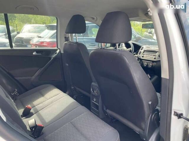 Фольксваген Тігуан, об'ємом двигуна 2 л та пробігом 201 тис. км за 10300 $, фото 19 на Automoto.ua