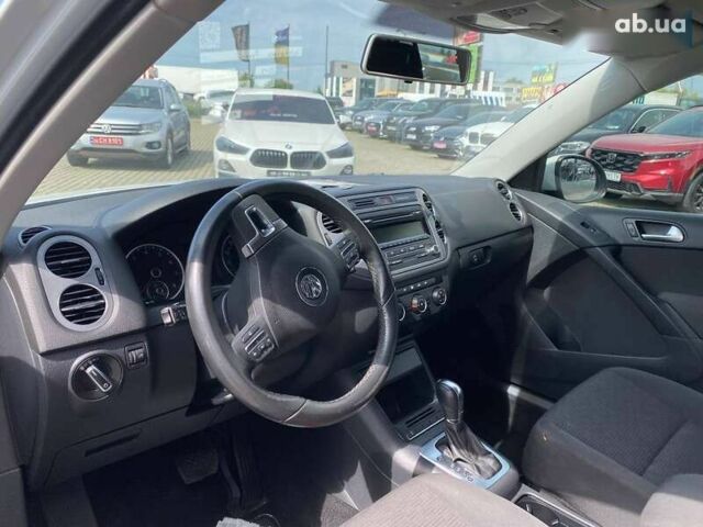 Фольксваген Тігуан, об'ємом двигуна 2 л та пробігом 201 тис. км за 10300 $, фото 9 на Automoto.ua