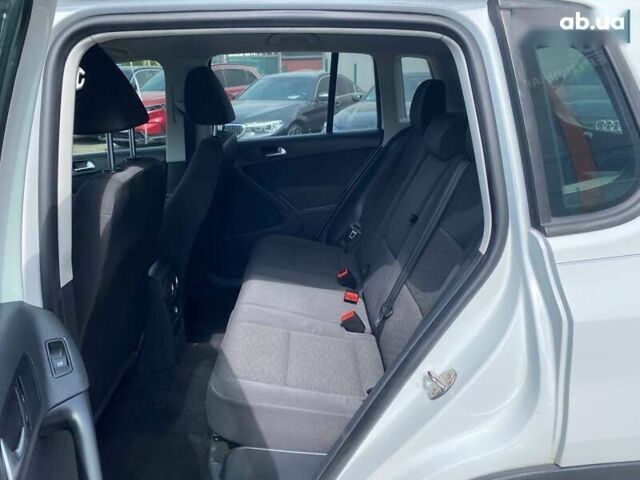 Фольксваген Тігуан, об'ємом двигуна 2 л та пробігом 201 тис. км за 10300 $, фото 16 на Automoto.ua