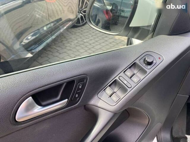 Фольксваген Тігуан, об'ємом двигуна 2 л та пробігом 201 тис. км за 10300 $, фото 10 на Automoto.ua