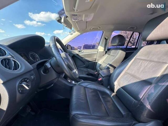 Фольксваген Тигуан, объемом двигателя 2 л и пробегом 204 тыс. км за 15700 $, фото 15 на Automoto.ua